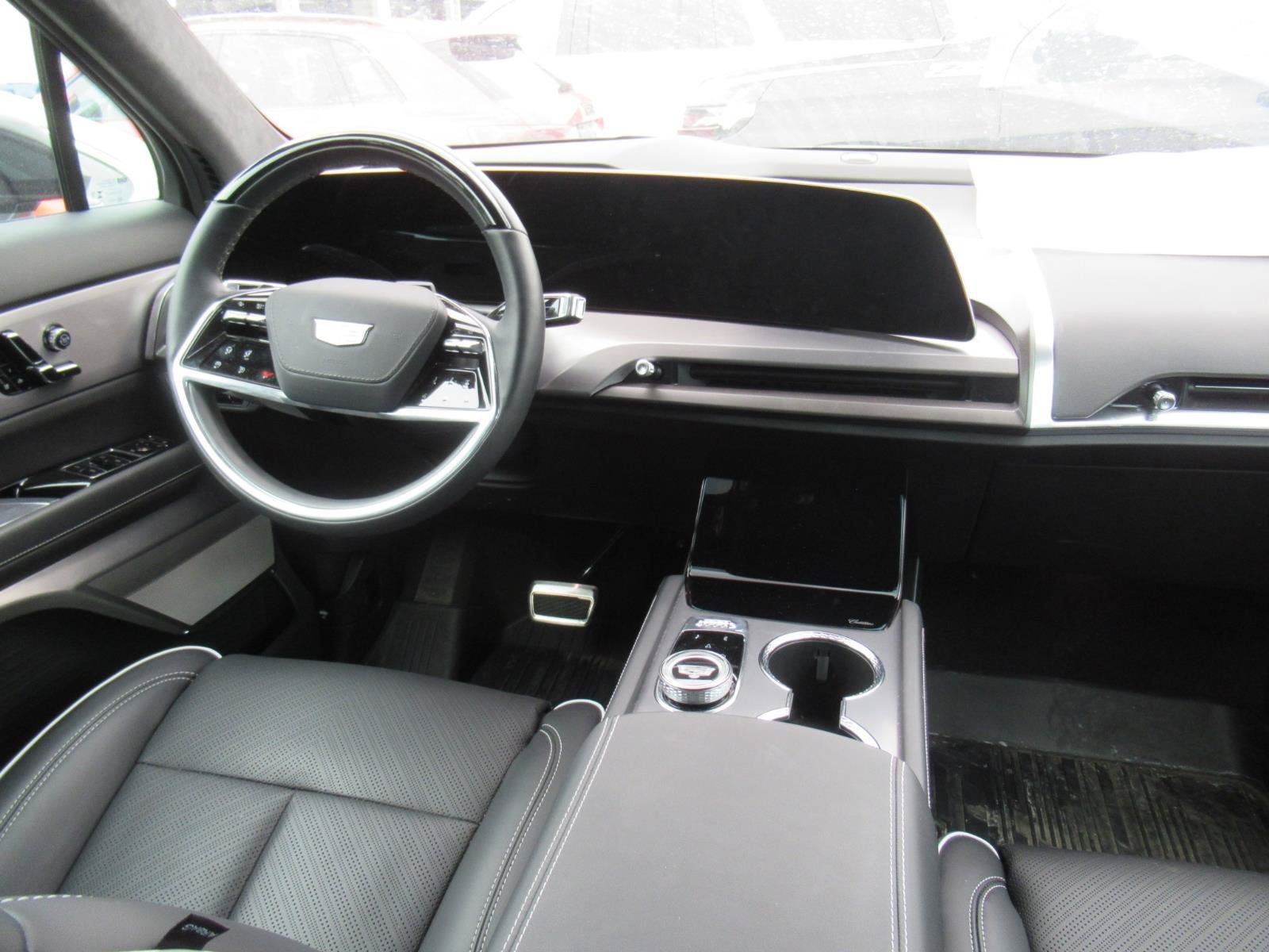2026 Cadillac VISTIQ Platinum