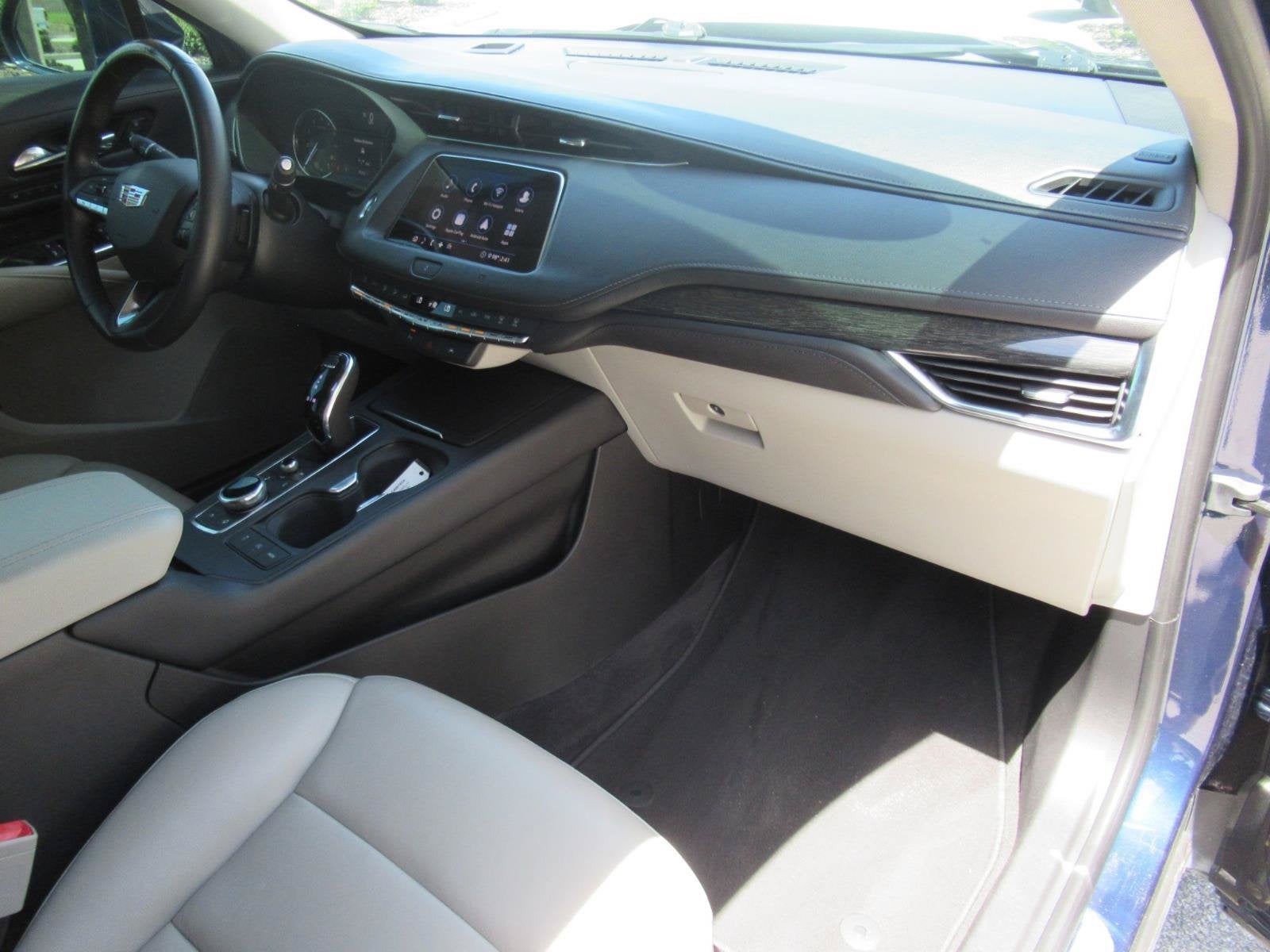 2020 Cadillac XT4 FWD Premium Luxury