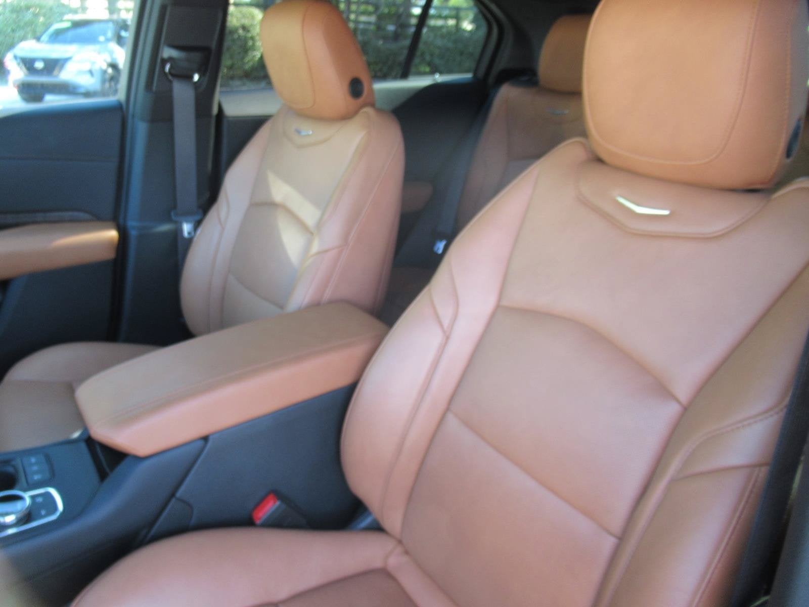 2021 Cadillac XT4 FWD Premium Luxury
