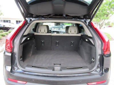 2022 Cadillac XT4 AWD Premium Luxury
