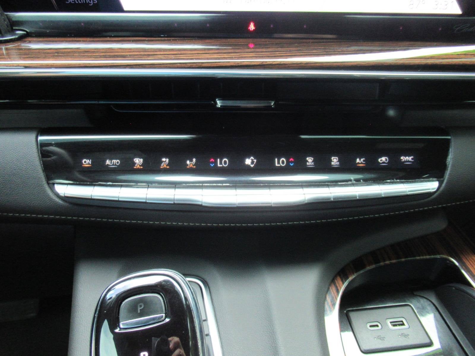 2023 Cadillac Escalade 4WD Premium Luxury