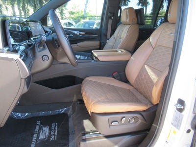 2024 Cadillac Escalade ESV Premium Luxury