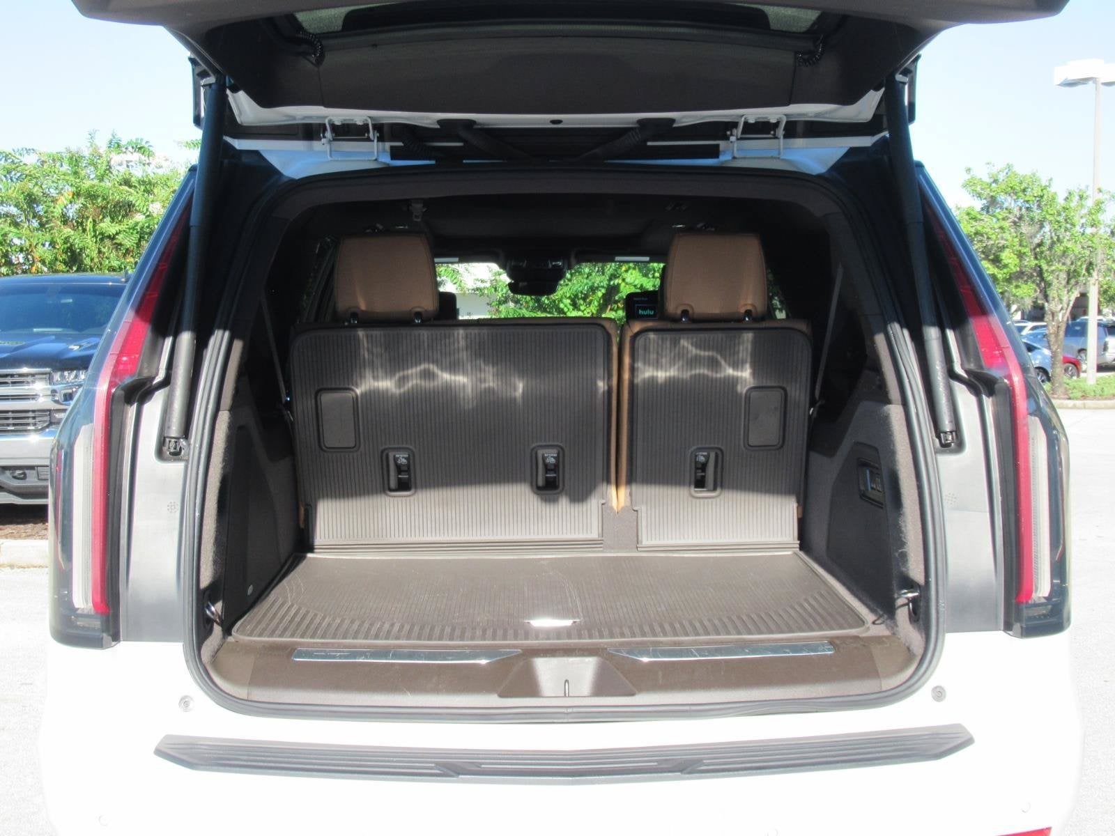 2024 Cadillac Escalade ESV Premium Luxury