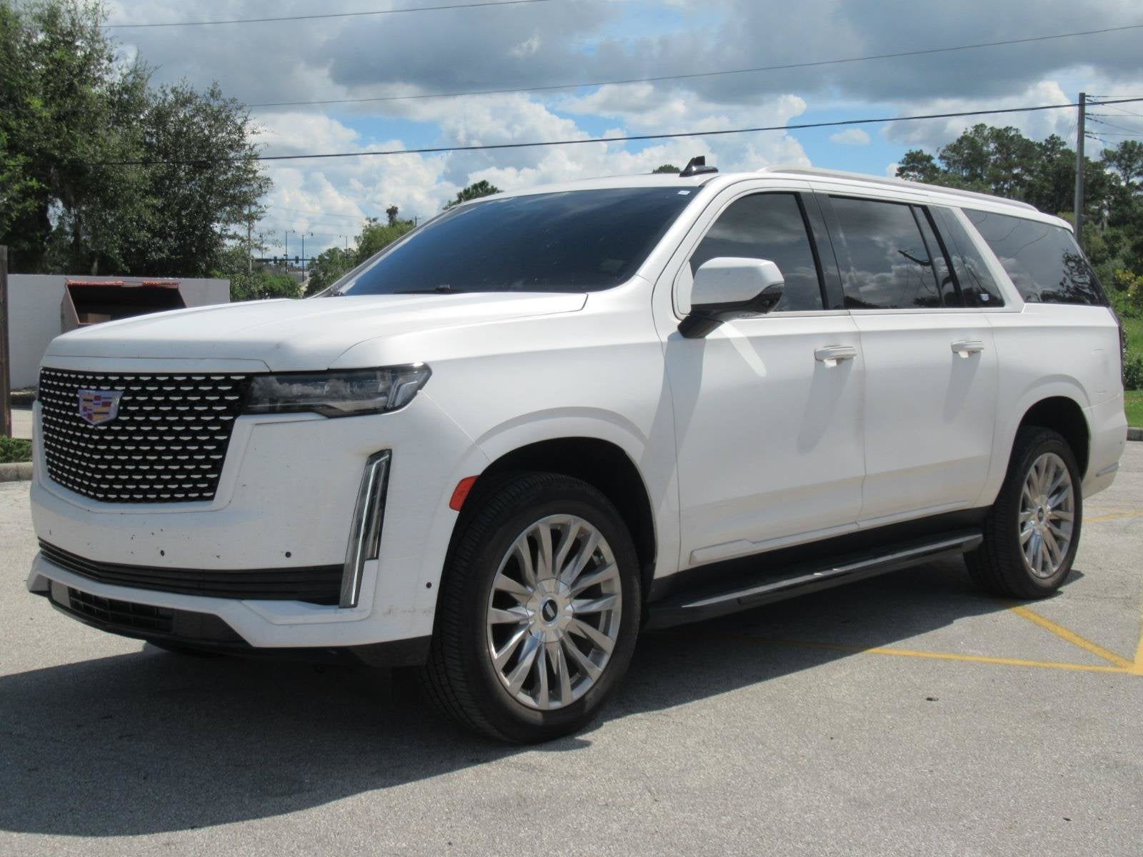 2023 Cadillac Escalade ESV 4WD Premium Luxury