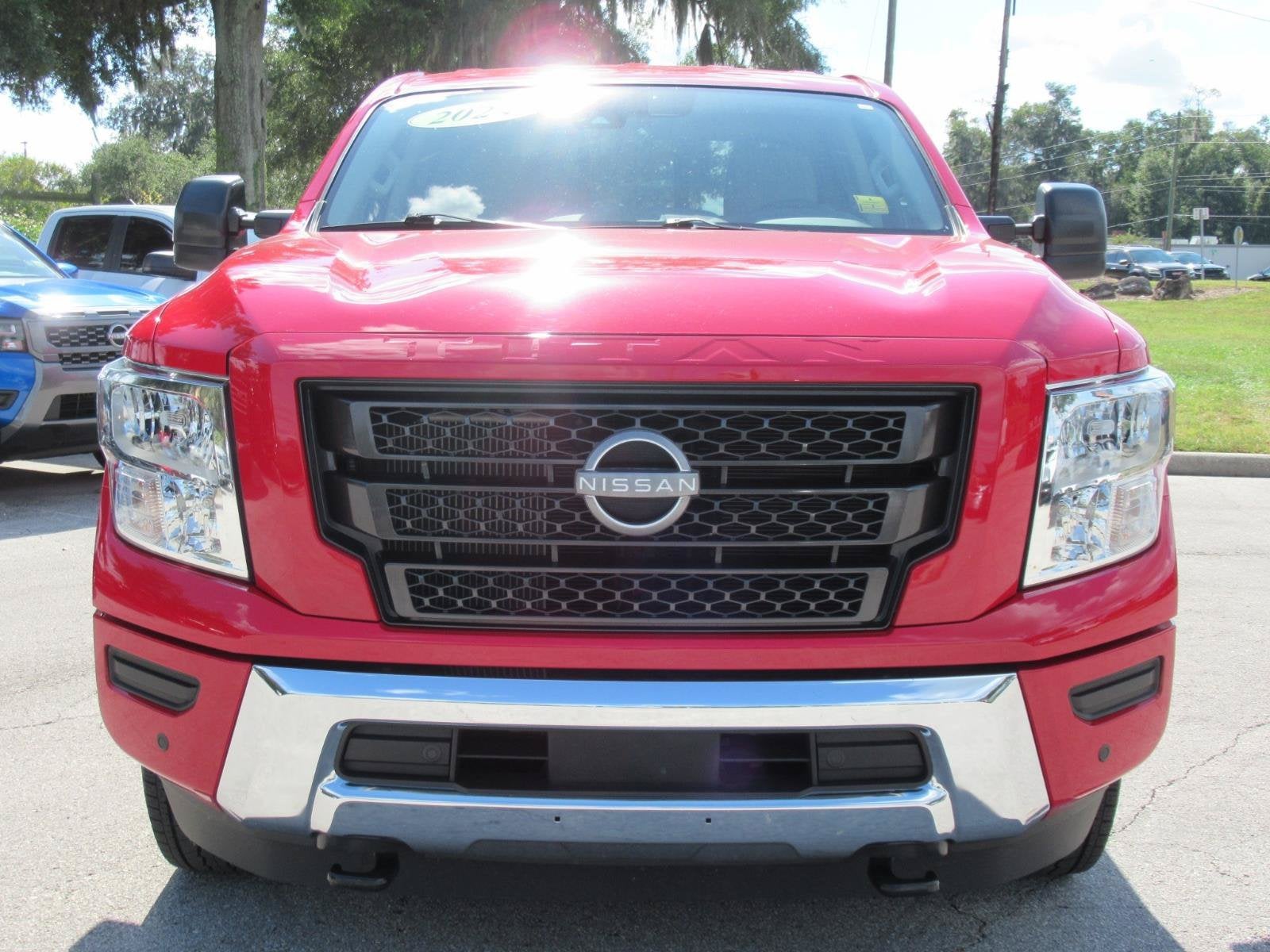 2024 Nissan Titan XD SV