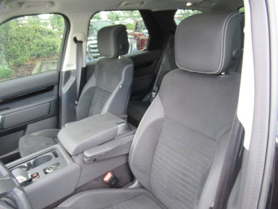 2024 Land Rover Discovery S