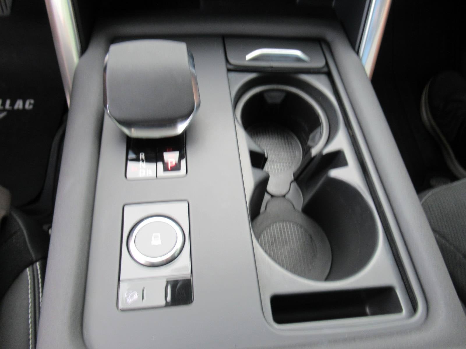 2024 Land Rover Discovery S