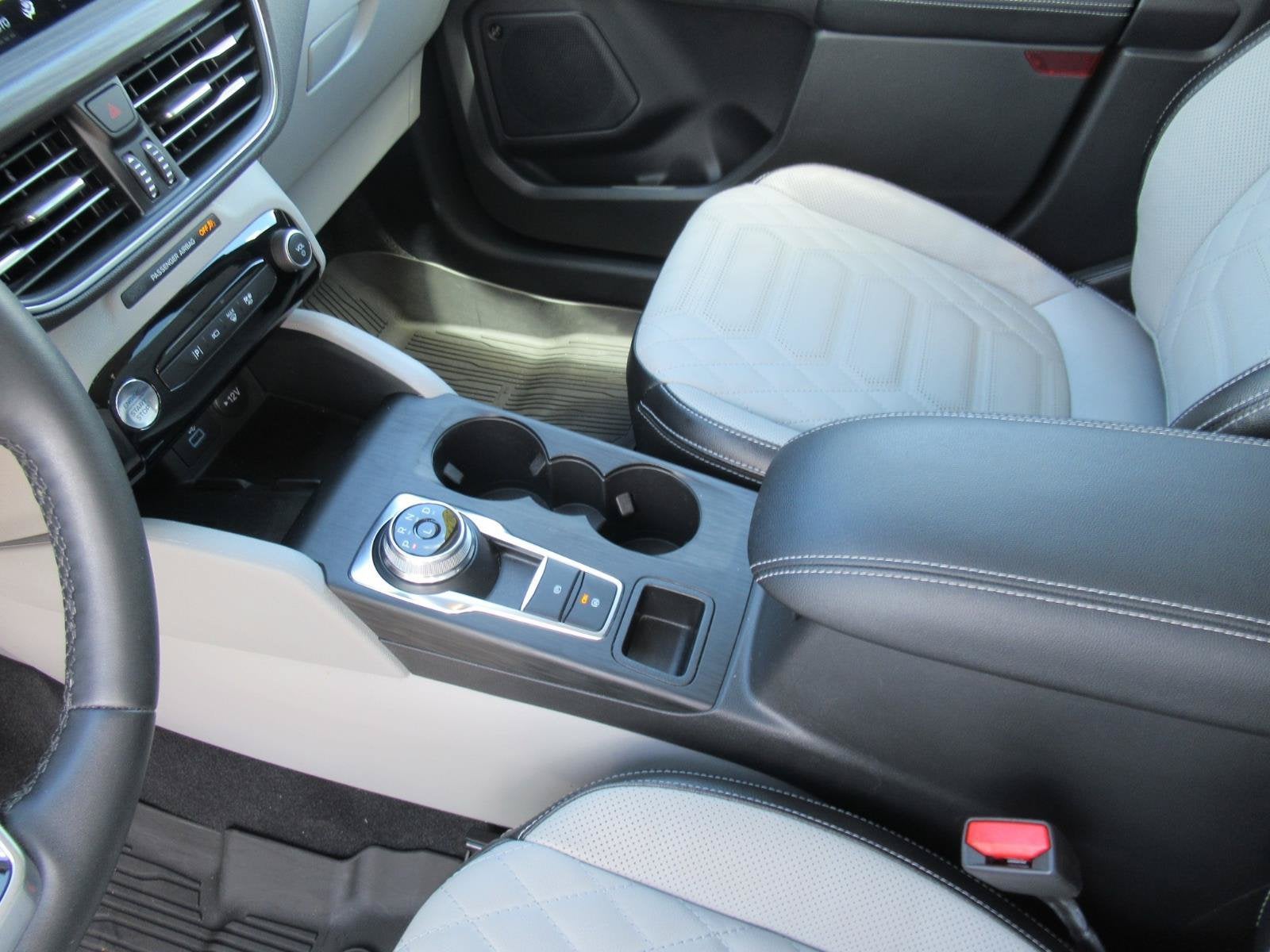 2023 Ford Escape Platinum