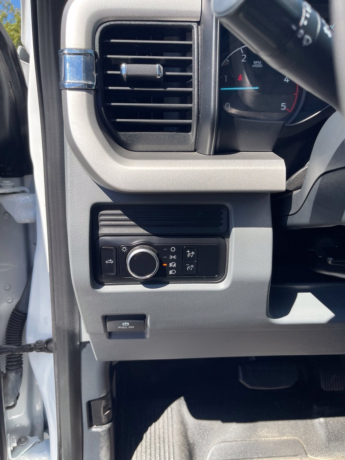 2023 Ford Super Duty F-350 SRW XL