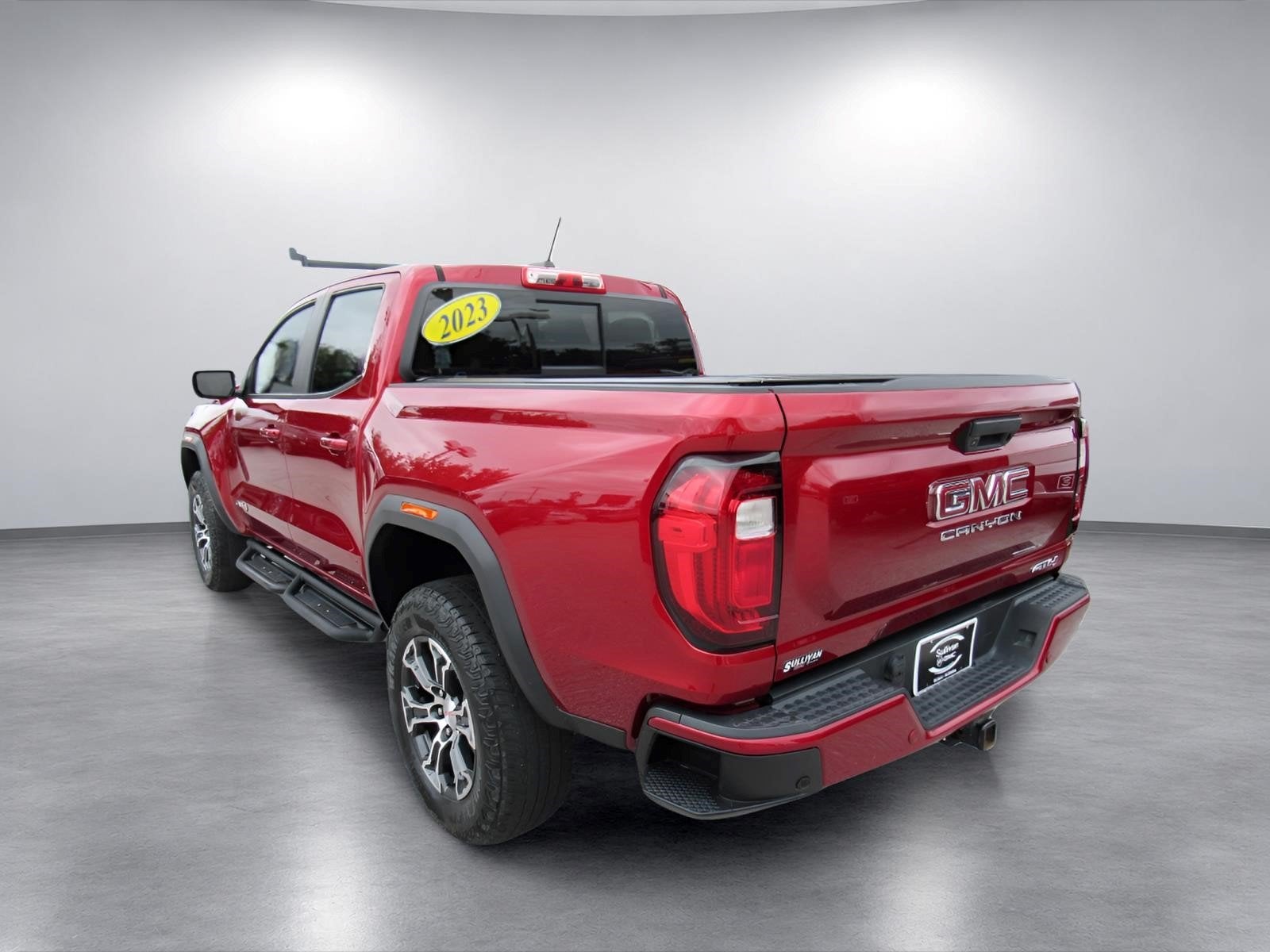 2023 GMC Canyon 4WD AT4