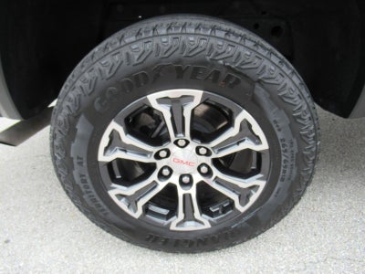 2023 GMC Canyon 4WD AT4