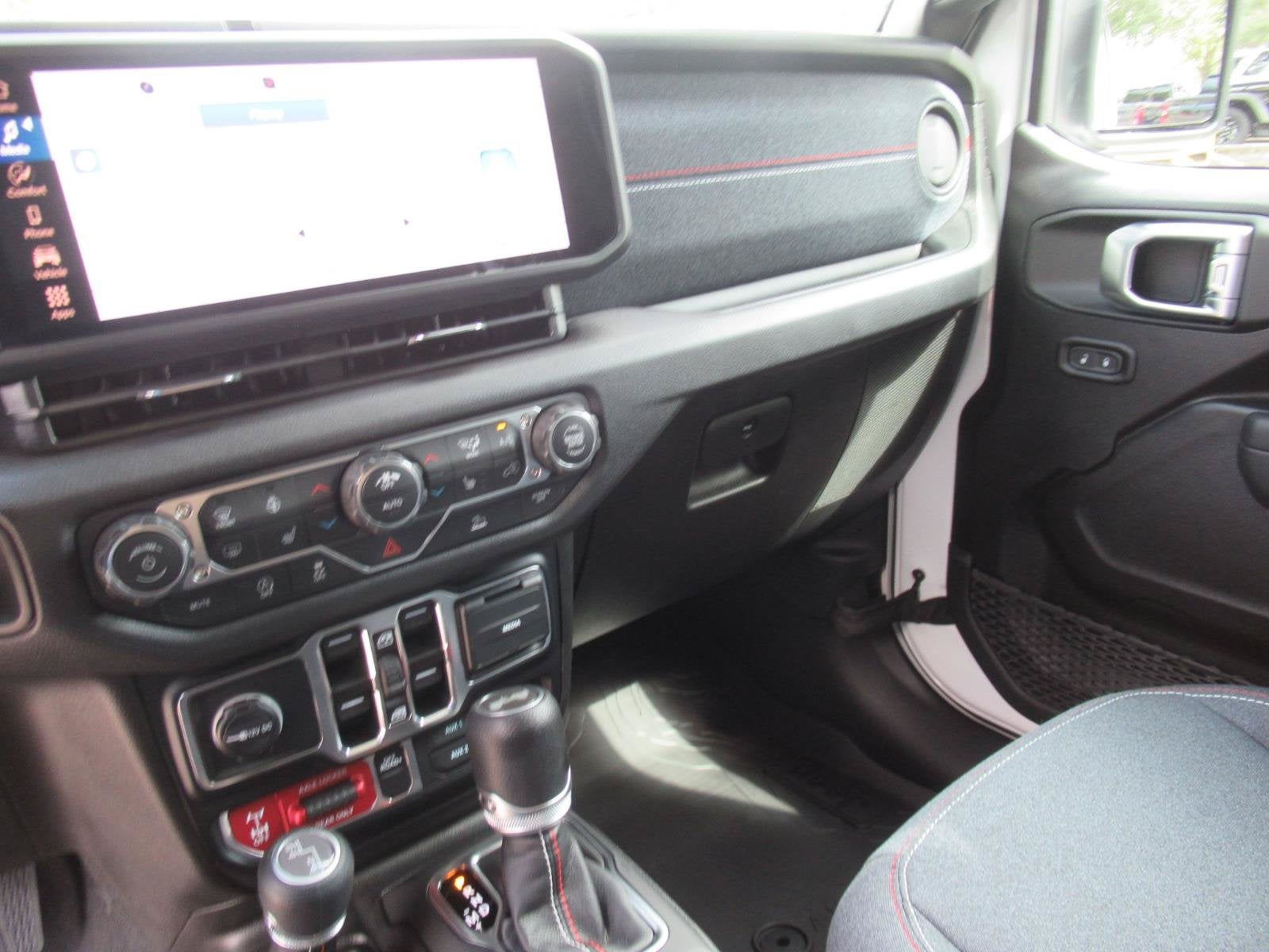 2026 Jeep Wrangler 4-Door Sport