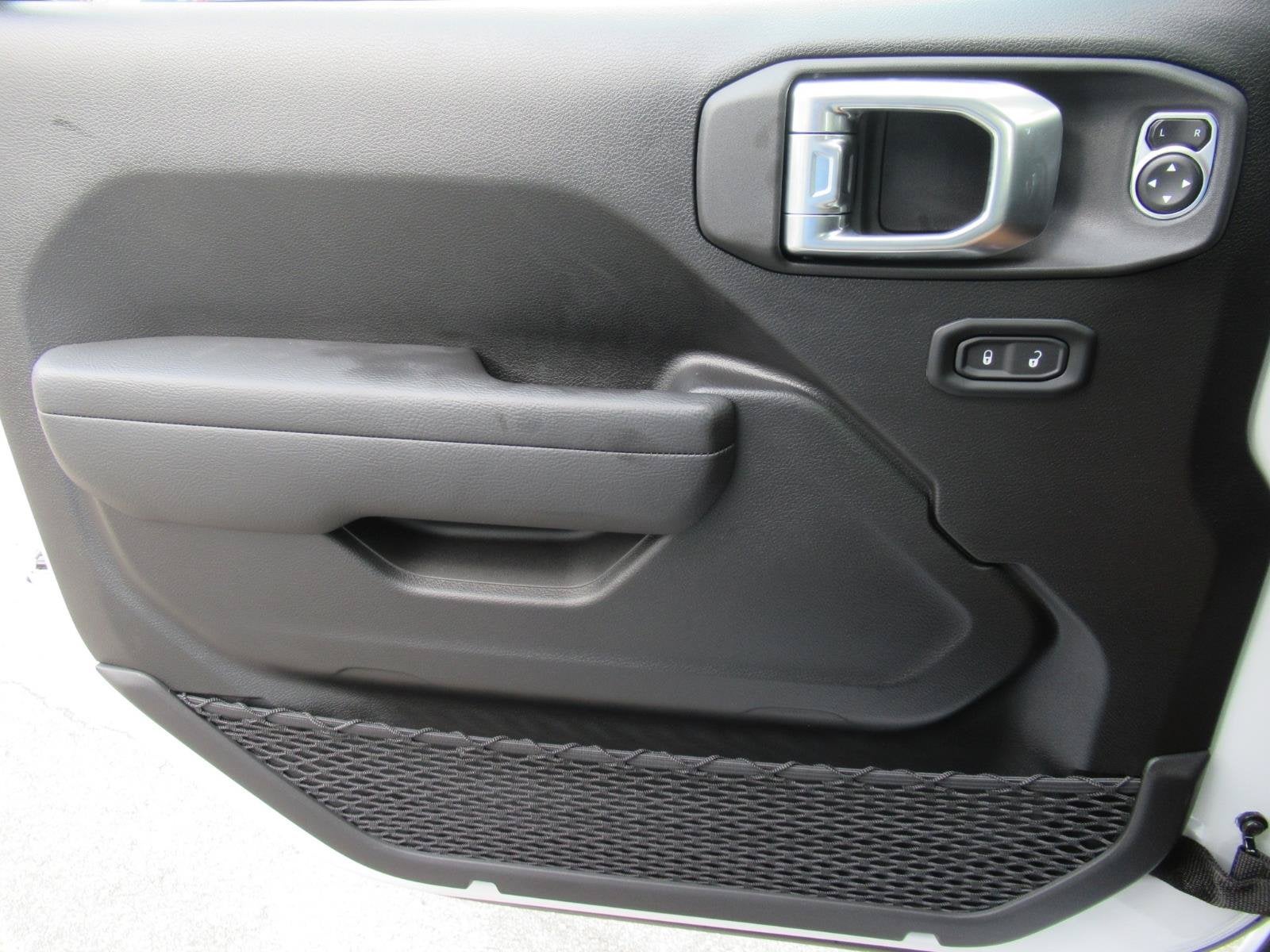 2026 Jeep Wrangler 4-Door Sport