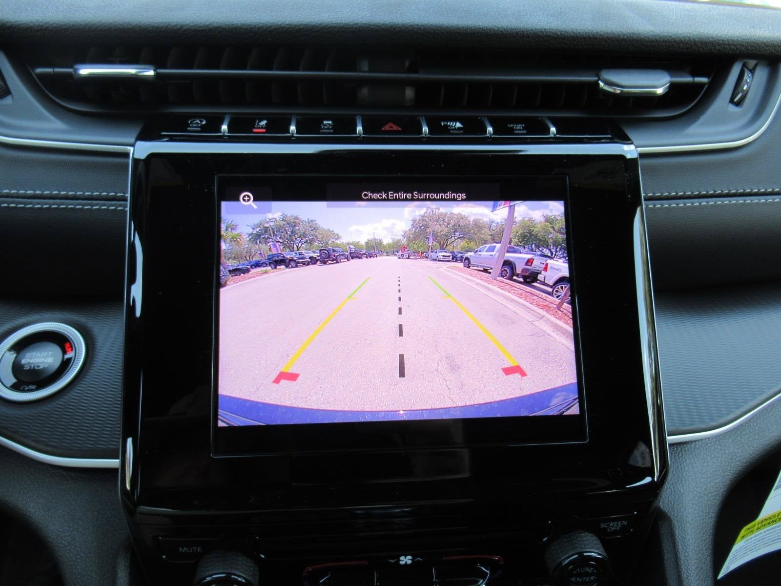 2026 Jeep Grand Cherokee GRAND CHEROKEE LAREDO 4X2
