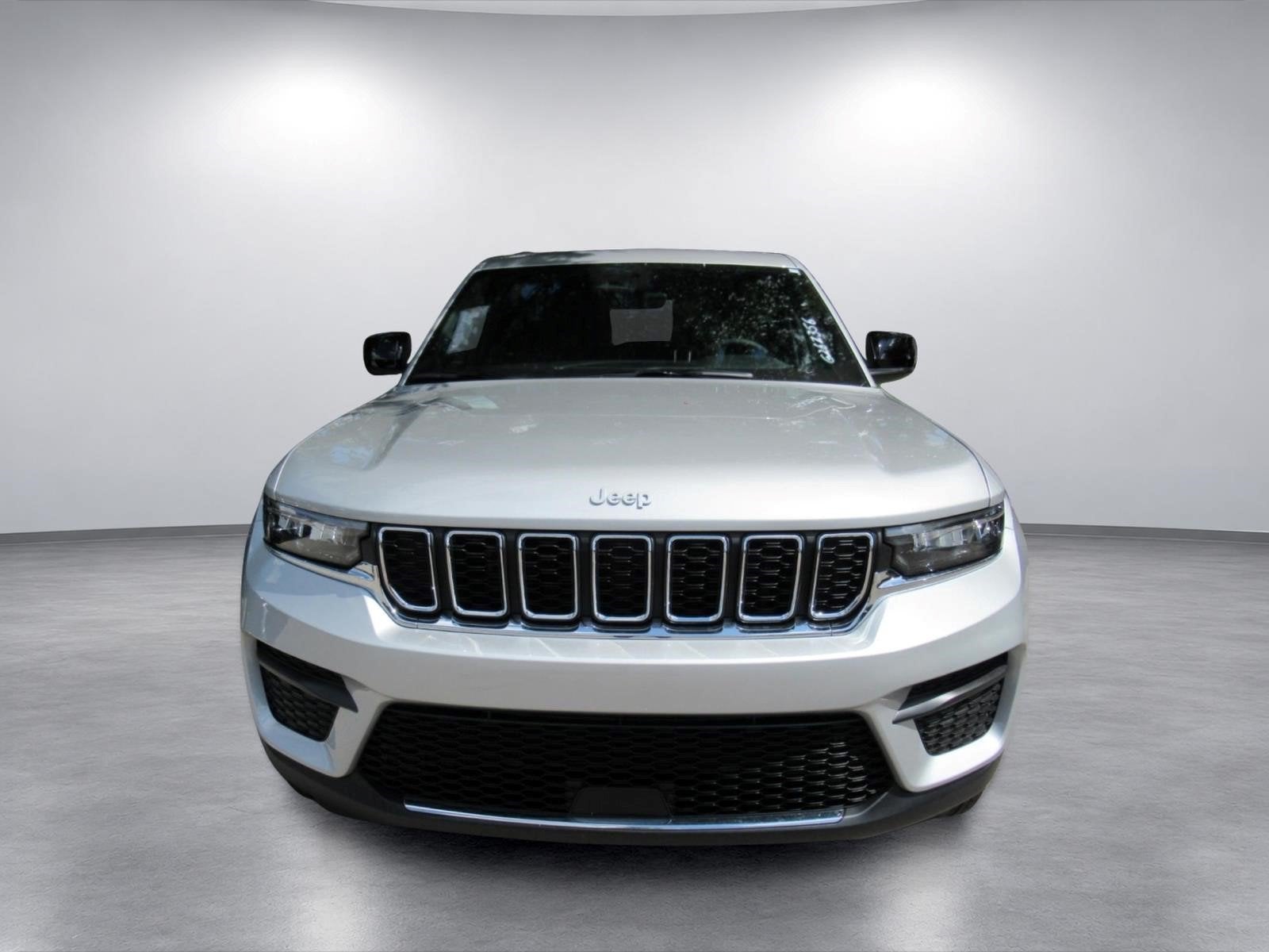 2026 Jeep Grand Cherokee GRAND CHEROKEE LAREDO 4X2