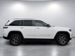 2027 Jeep Grand Cherokee GRAND CHEROKEE LAREDO X 4X2