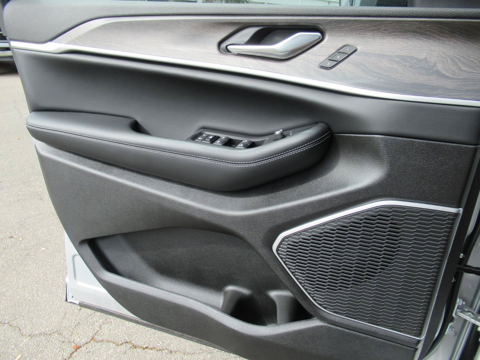 2026 Jeep Grand Cherokee GRAND CHEROKEE LIMITED 4X2