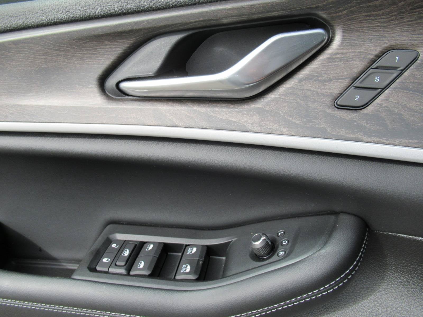 2026 Jeep Grand Cherokee GRAND CHEROKEE LIMITED 4X2