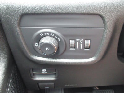 2027 Jeep Grand Cherokee GRAND CHEROKEE LIMITED 4X2