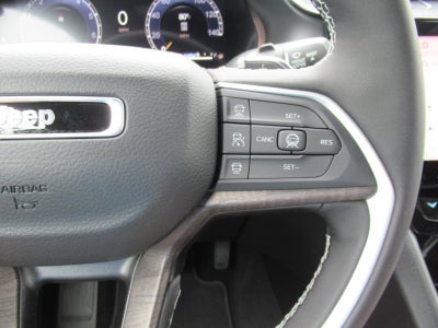 2027 Jeep Grand Cherokee GRAND CHEROKEE LIMITED 4X2
