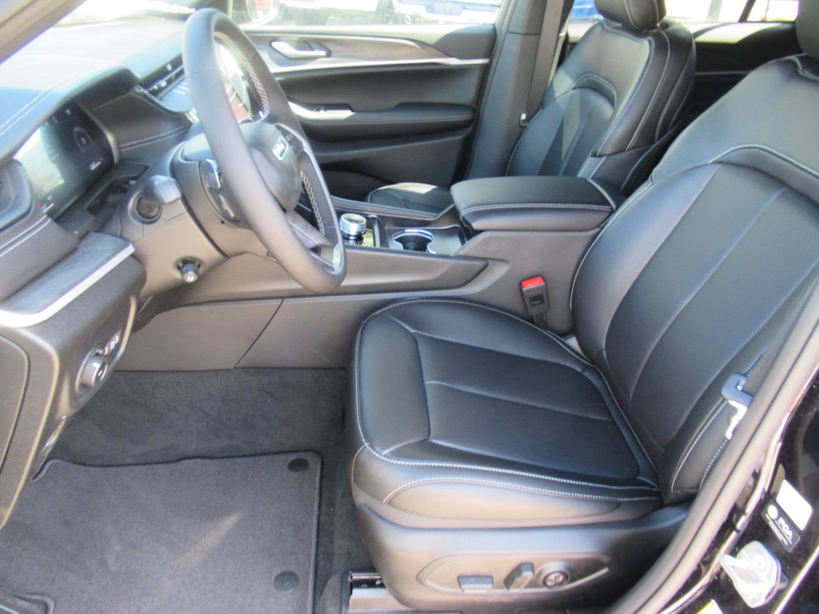 2026 Jeep Grand Cherokee GRAND CHEROKEE LIMITED 4X2