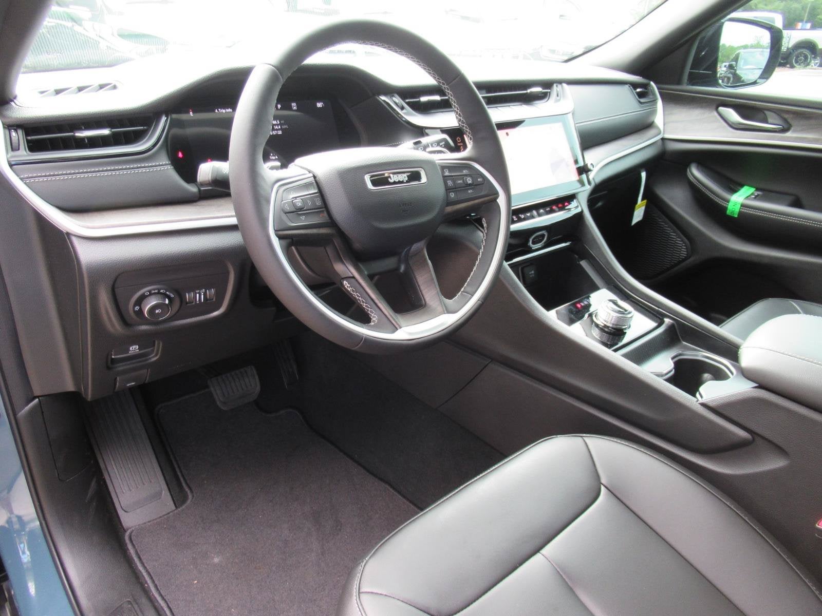 2026 Jeep Grand Cherokee GRAND CHEROKEE LIMITED 4X2