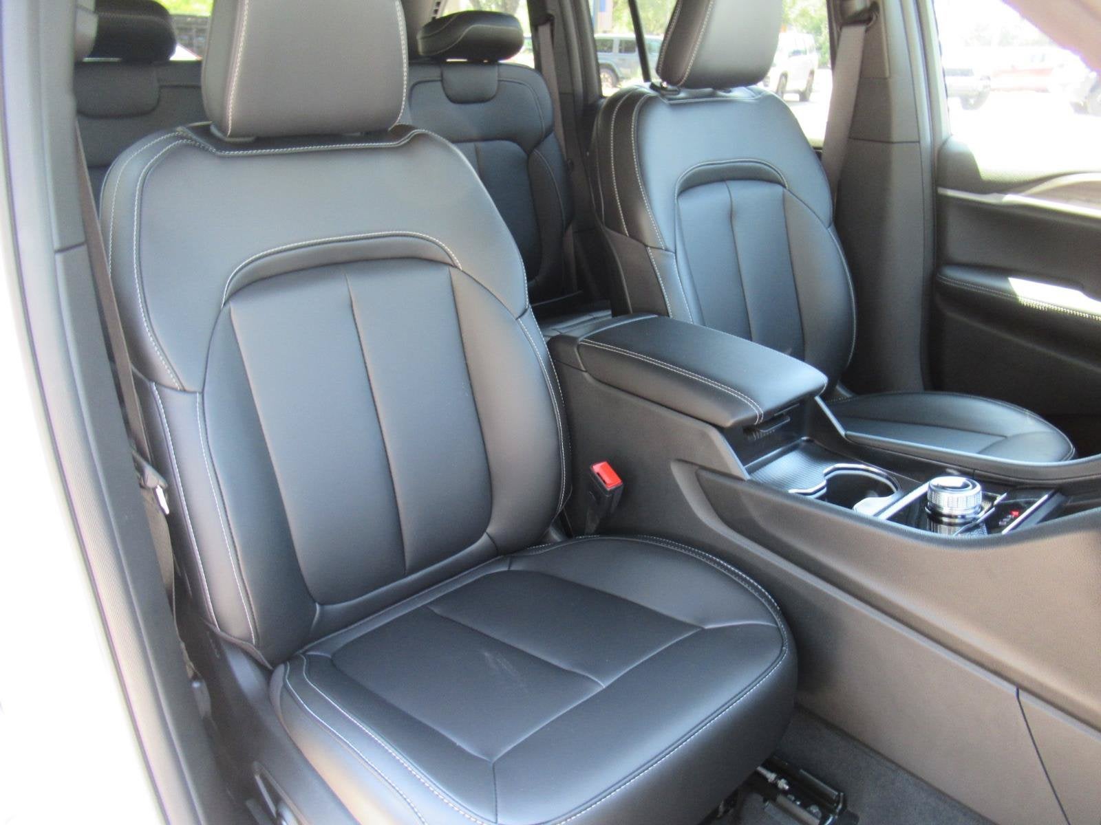 2026 Jeep Grand Cherokee GRAND CHEROKEE LIMITED 4X2