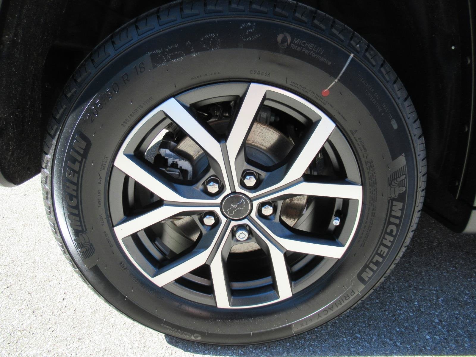 2027 Jeep Grand Cherokee GRAND CHEROKEE LAREDO X 4X4