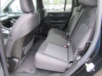 2027 Jeep Grand Cherokee GRAND CHEROKEE LAREDO X 4X4
