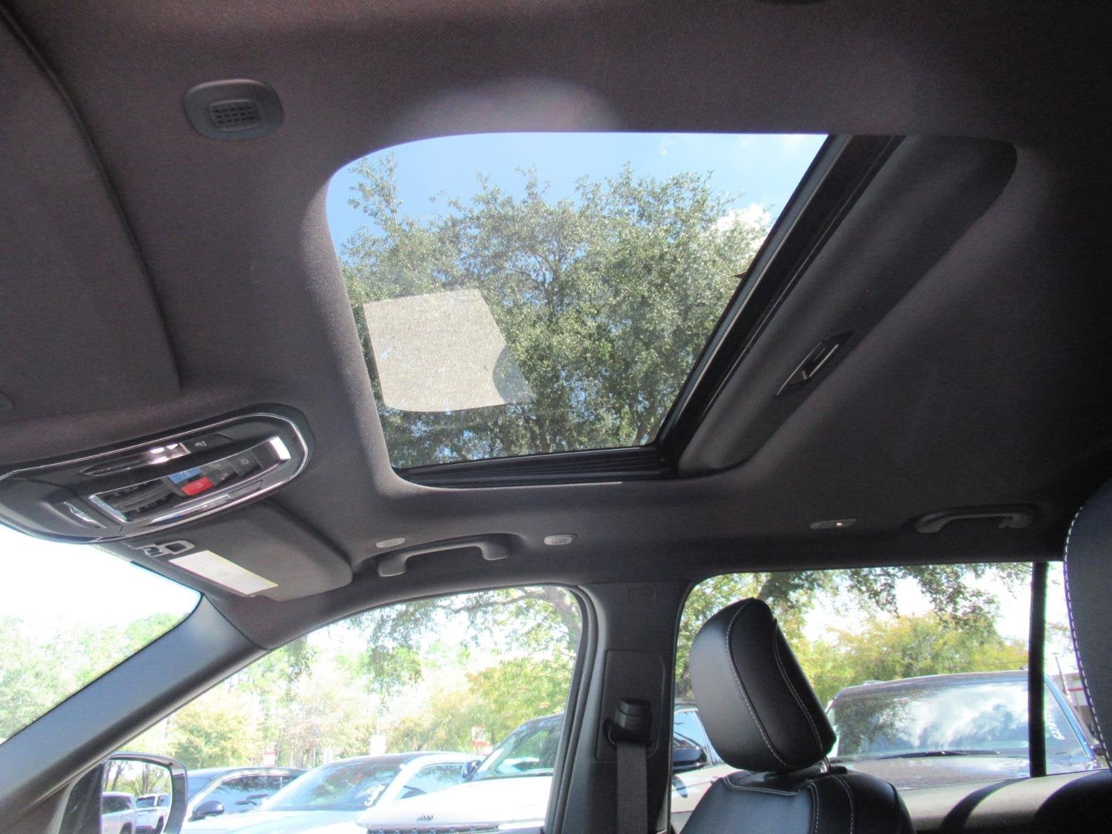 2027 Jeep Grand Cherokee GRAND CHEROKEE L LAREDO ALTITUDE 4X2