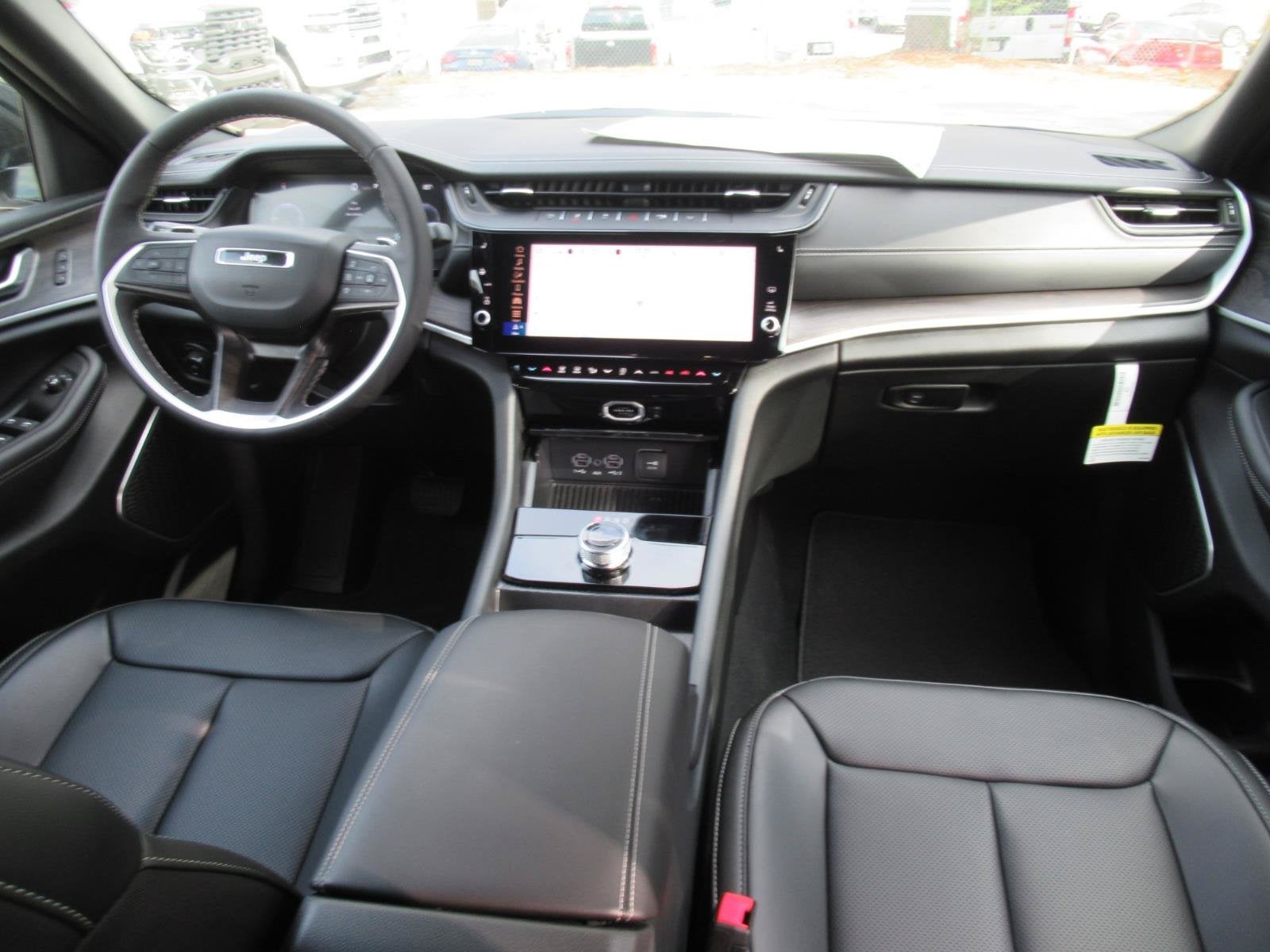 2026 Jeep Grand Cherokee GRAND CHEROKEE L LIMITED 4X2