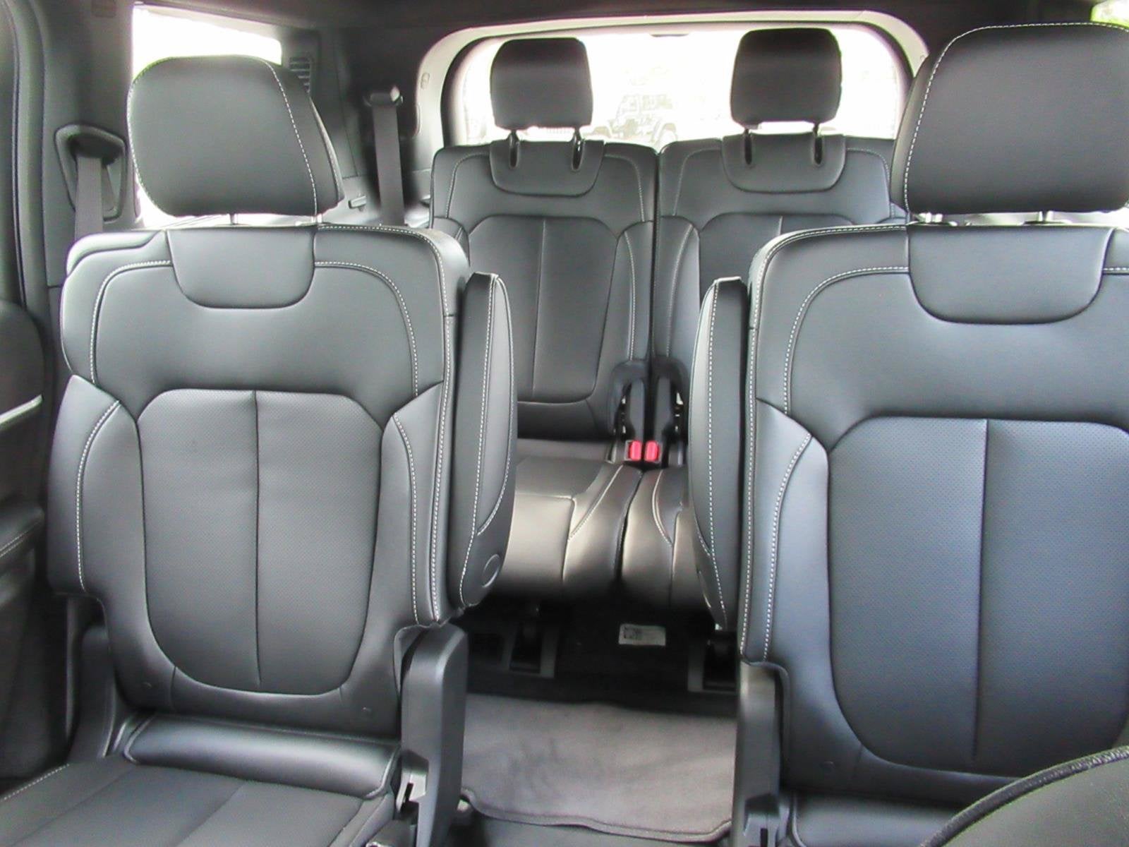 2026 Jeep Grand Cherokee GRAND CHEROKEE L LIMITED 4X2