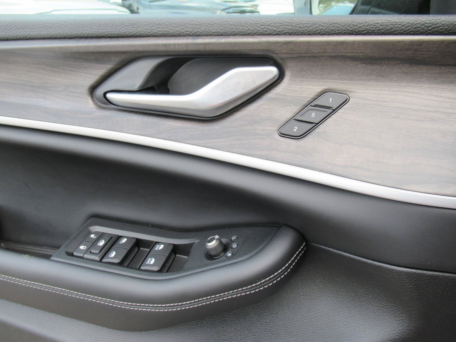 2026 Jeep Grand Cherokee GRAND CHEROKEE L LIMITED 4X2