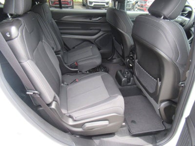 2026 Jeep Grand Cherokee GRAND CHEROKEE L LAREDO X 4X4