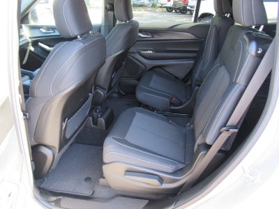 2026 Jeep Grand Cherokee GRAND CHEROKEE L LAREDO X 4X4