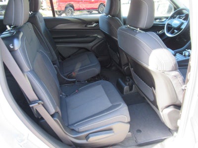 2026 Jeep Grand Cherokee GRAND CHEROKEE L LAREDO X 4X4