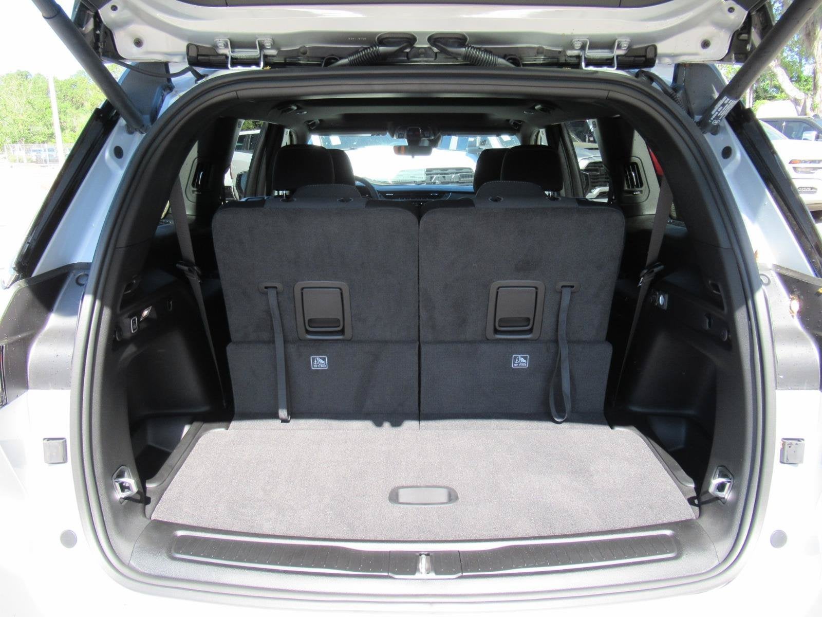2026 Jeep Grand Cherokee GRAND CHEROKEE L LAREDO X 4X4