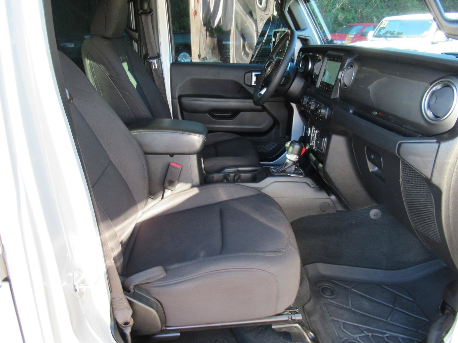 2023 Jeep Gladiator Overland 4x4