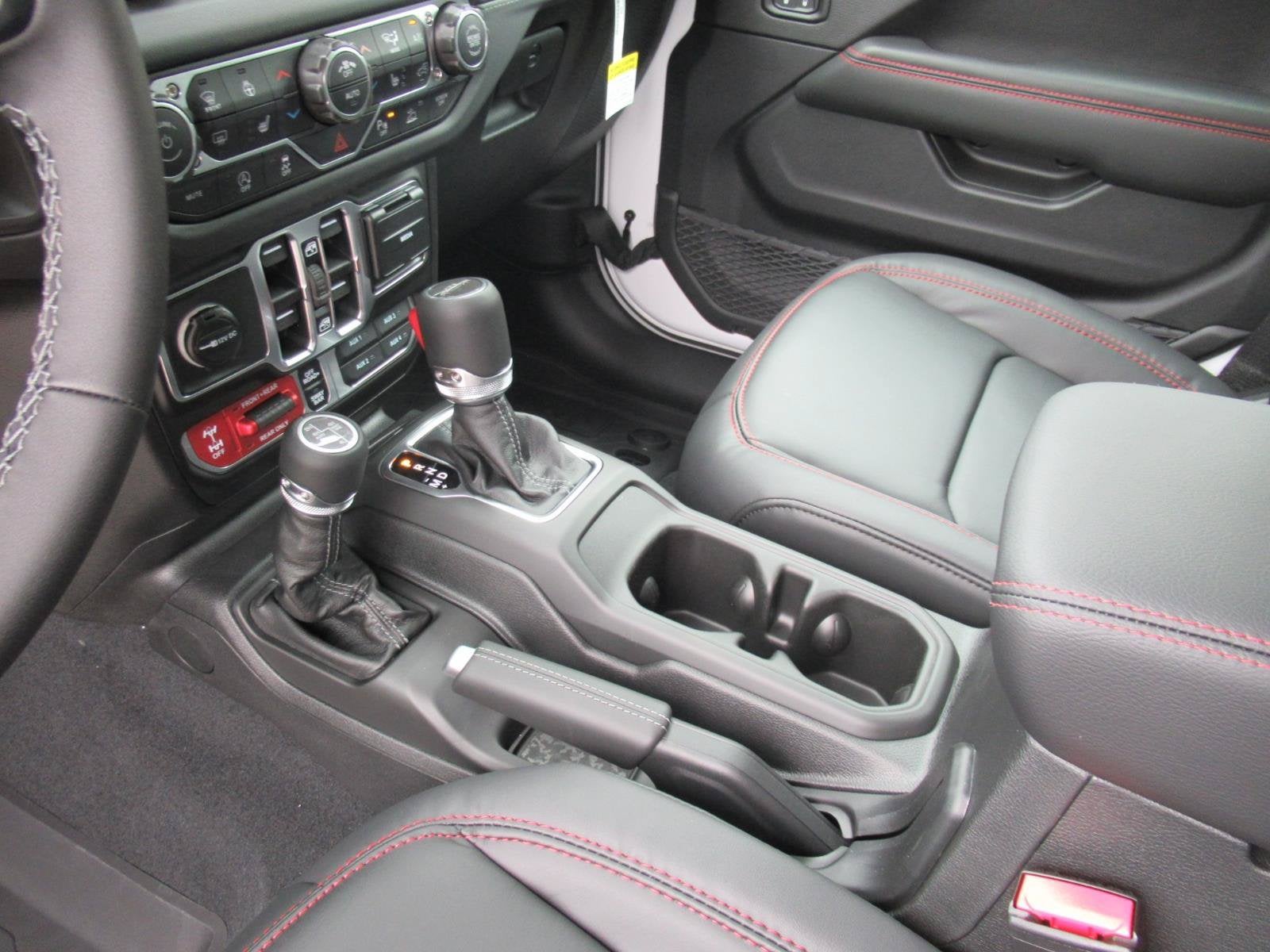 2026 Jeep Gladiator GLADIATOR RUBICON X 4X4