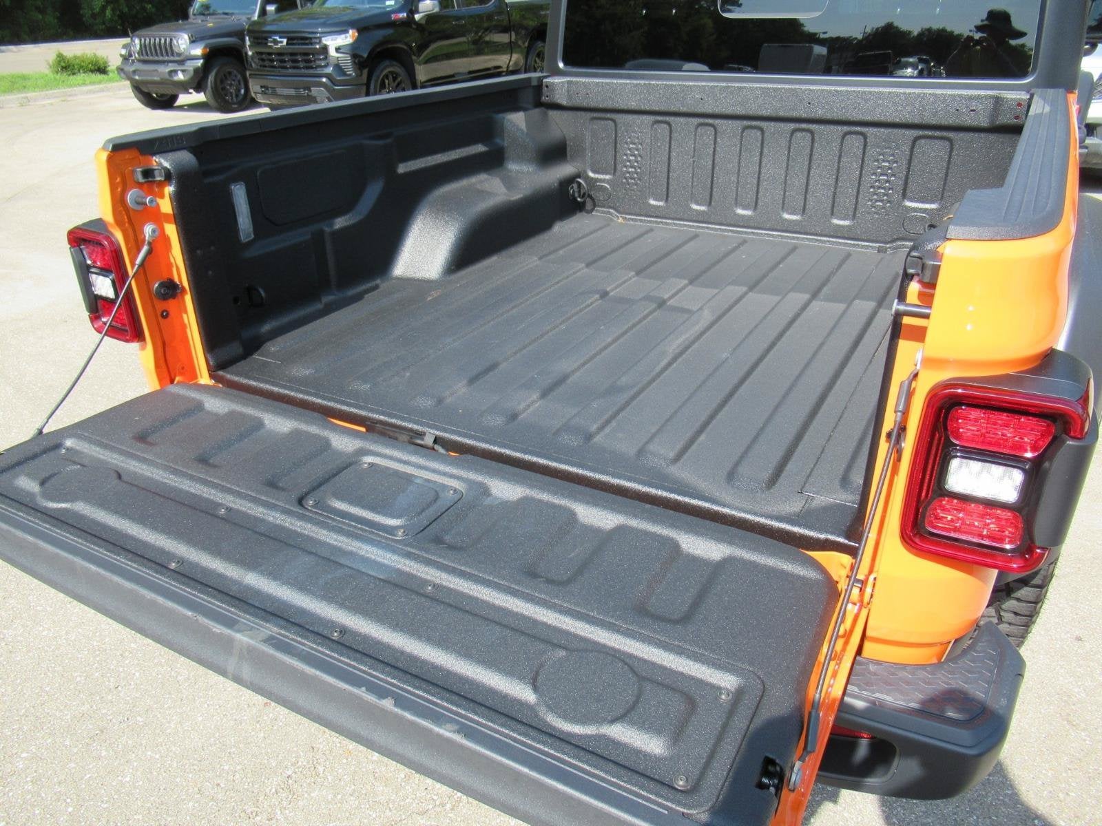 2025 Jeep Gladiator Mojave 4x4