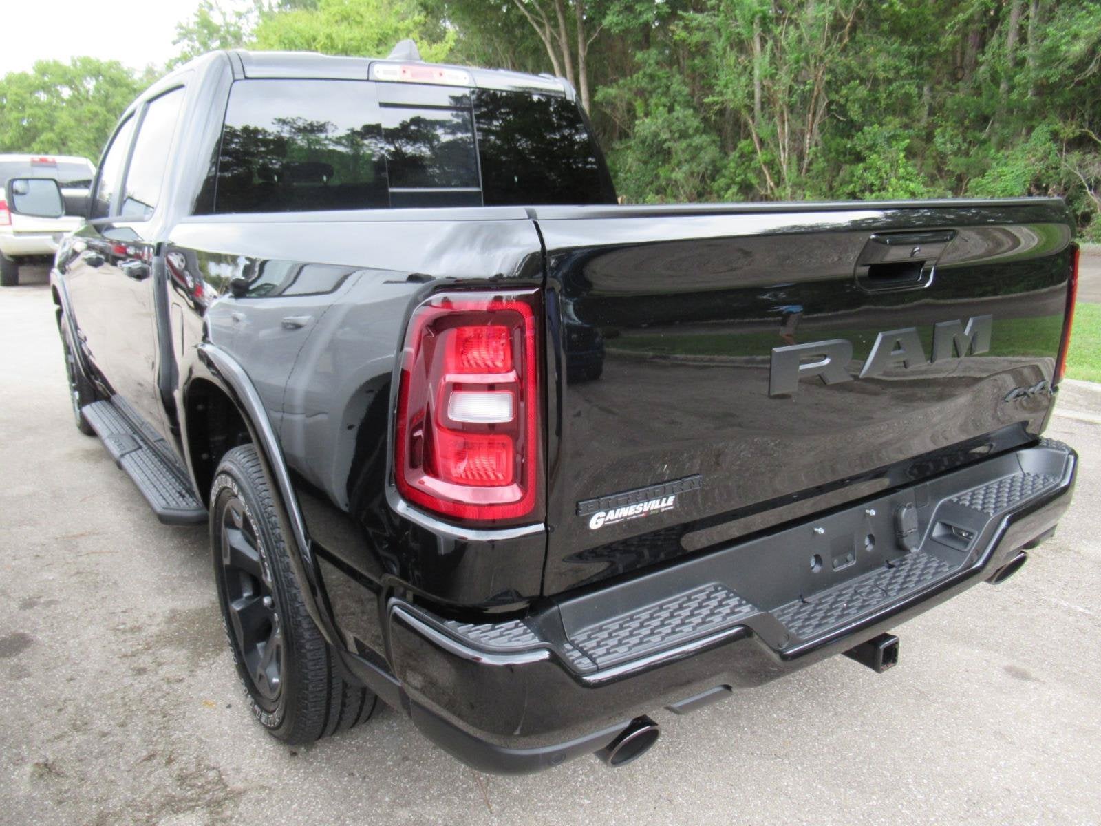 2025 RAM 1500 Big Horn Crew Cab 4x4 5'7' Box