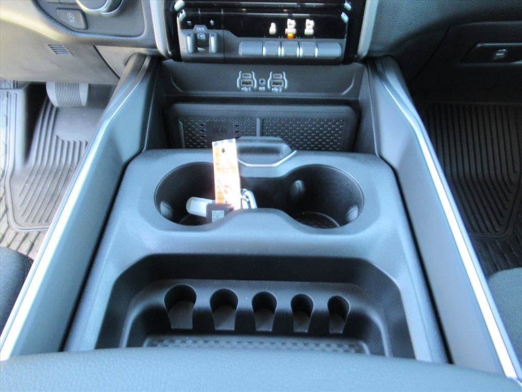 2026 RAM 1500 RAM 1500 BIG HORN CREW CAB 4X4 5'7' BOX