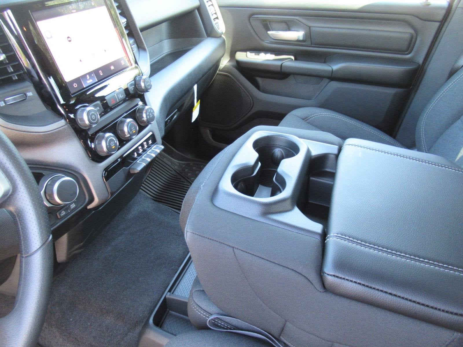 2026 RAM Ram 1500 RAM 1500 WARLOCK CREW CAB 4X4 5'7' BOX