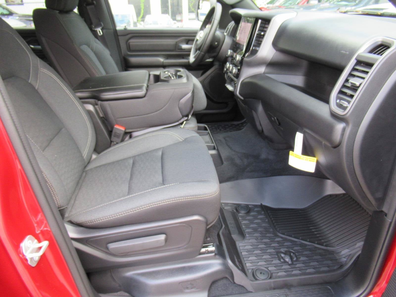 2026 RAM Ram 1500 RAM 1500 WARLOCK CREW CAB 4X4 5'7' BOX