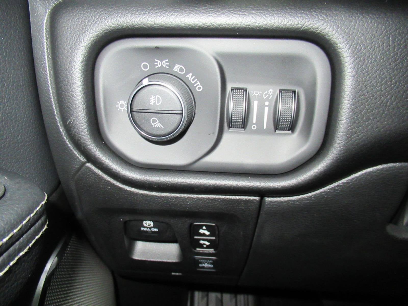 2027 RAM Ram 1500 RAM 1500 LARAMIE CREW CAB 4X4 5'7' BOX