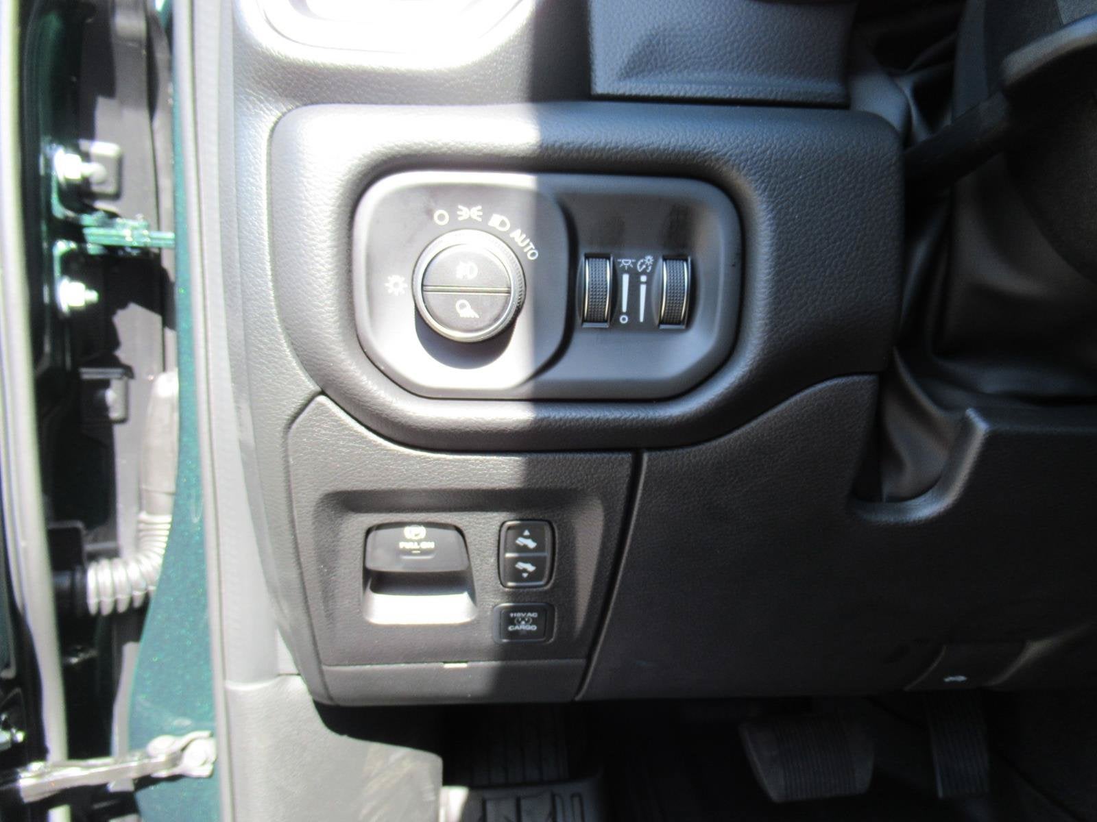 2027 RAM Ram 1500 RAM 1500 LARAMIE CREW CAB 4X4 5'7' BOX