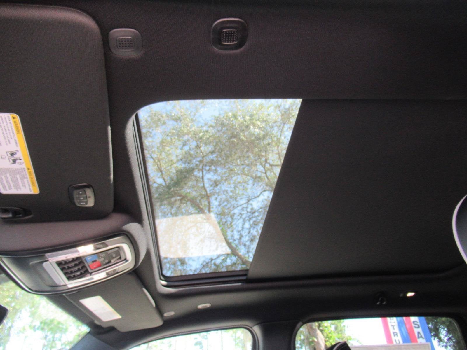 2027 RAM Ram 1500 RAM 1500 LARAMIE CREW CAB 4X4 5'7' BOX