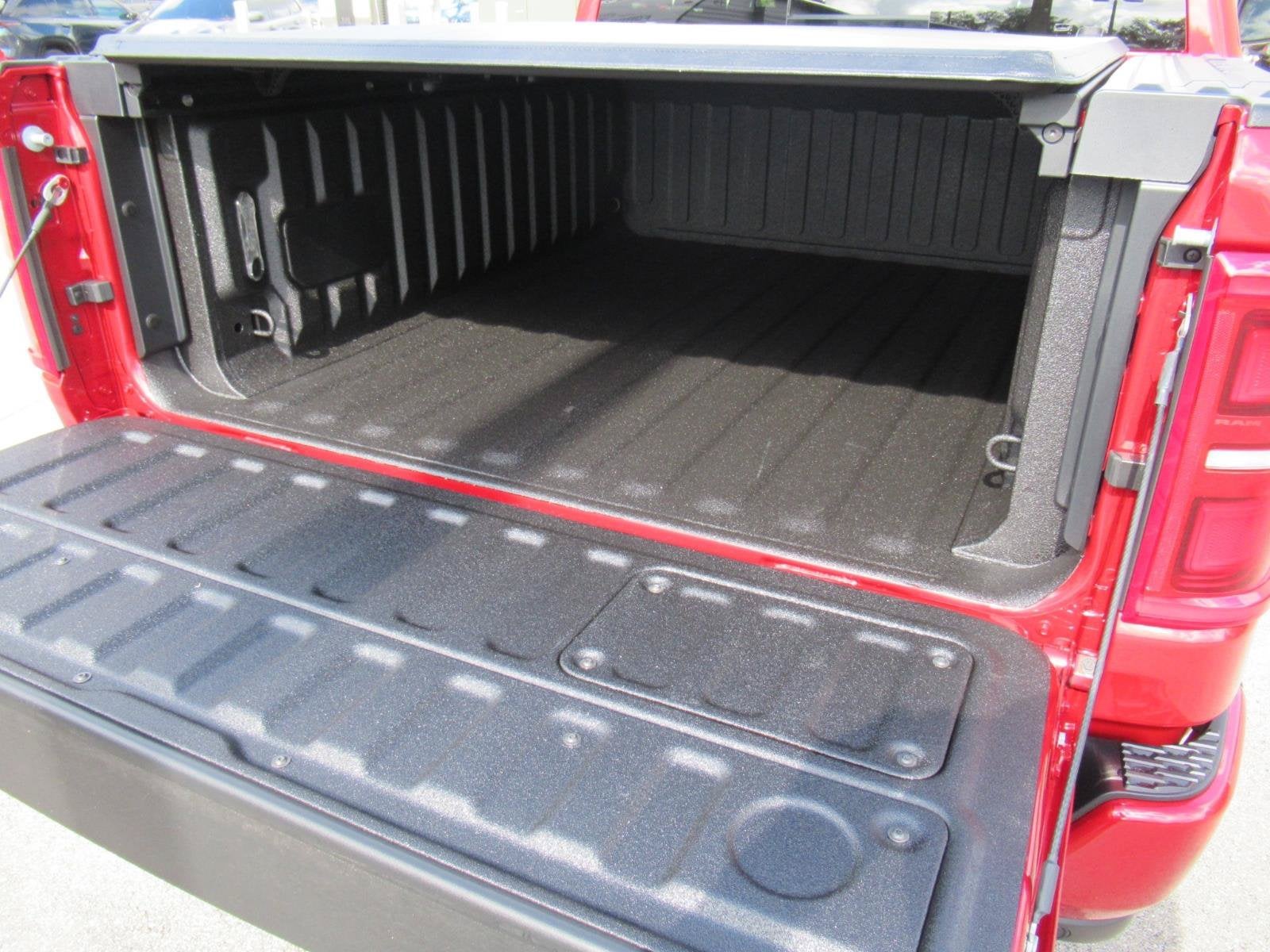 2027 RAM Ram 1500 RAM 1500 TUNGSTEN CREW CAB 4X4 5'7' BOX