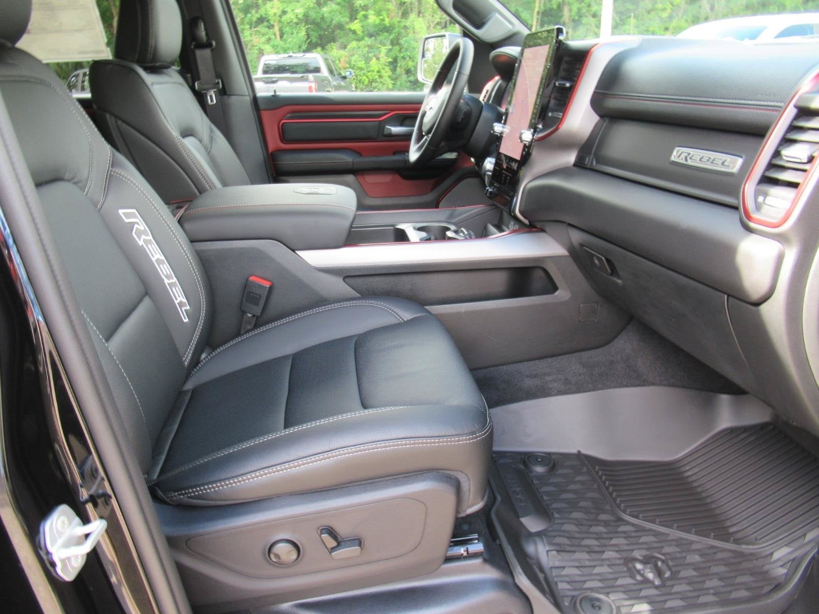 2027 RAM 1500 RAM 1500 REBEL CREW CAB 4X4 5'7' BOX