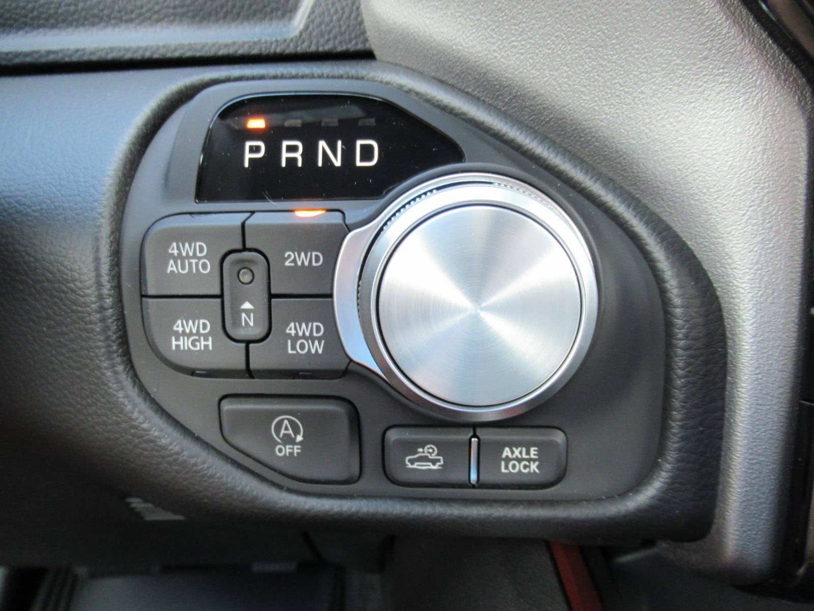2027 RAM 1500 RAM 1500 REBEL CREW CAB 4X4 5'7' BOX